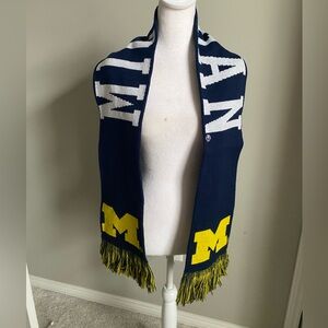 University of Michigan Wolverines reversible knit scarf